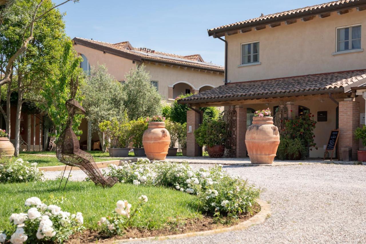 Guadalupe Tuscany Resort Braccagni Екстериор снимка